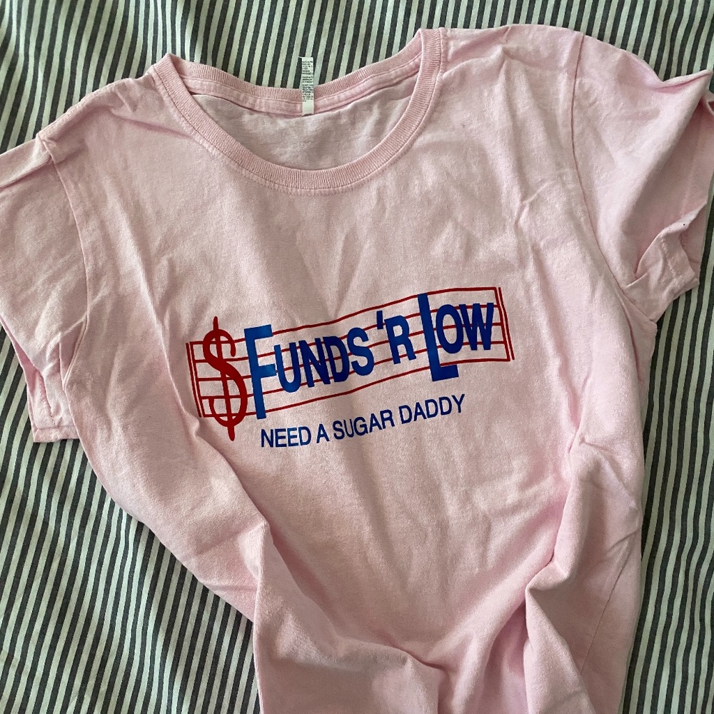 Pink Funds R Low Funny Tee Gildan S